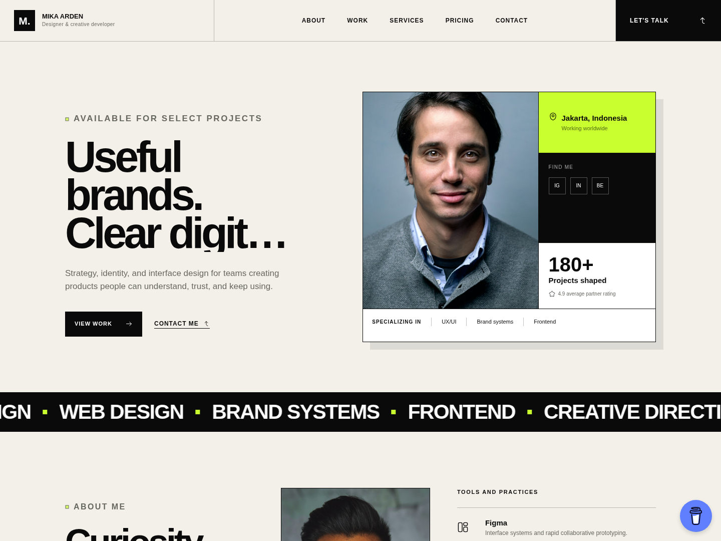 Mono Portfolio theme — actual desktop screenshot